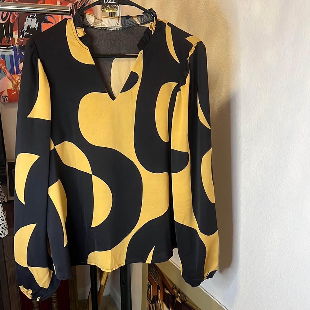 Stylish Black and tan Women's Top